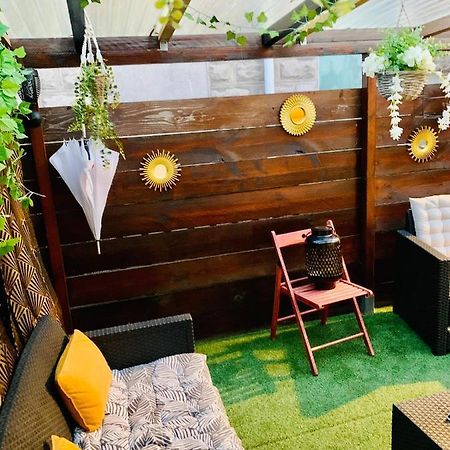 Chambre Cocooning Chez L'Habitant 新城勒鲁瓦 外观 照片