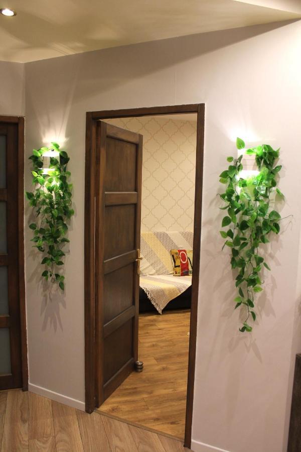 Chambre Cocooning Chez L'Habitant 新城勒鲁瓦 外观 照片