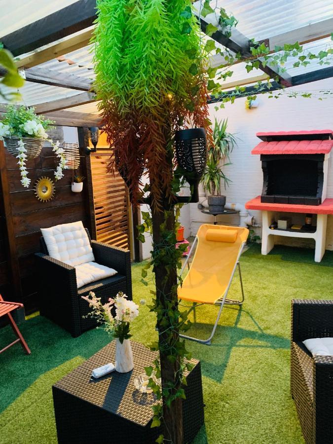 Chambre Cocooning Chez L'Habitant 新城勒鲁瓦 外观 照片